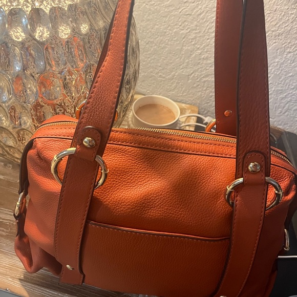 Authentic-Michael-Kors- orange leather - Picture 2 of 9